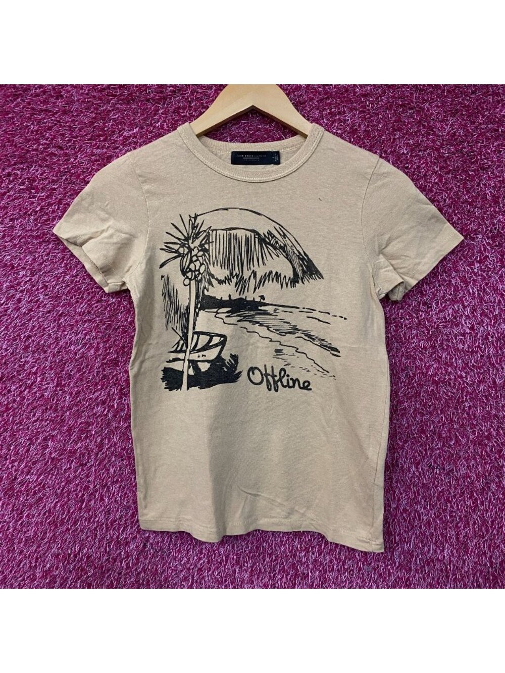 Junk Food Clothing Offline Original T-Shirt Small